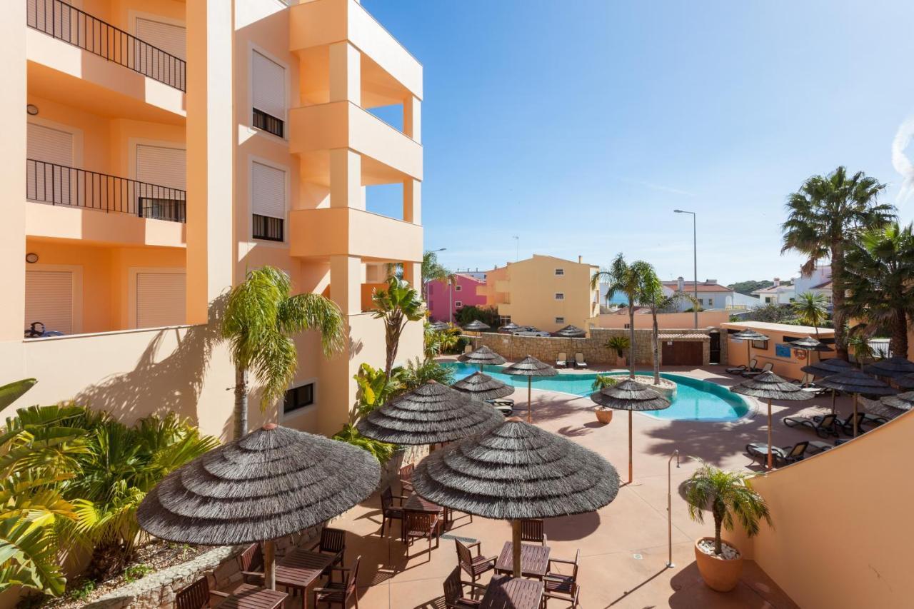 Aum Praia Da Luz Resort Apartment Ngoại thất bức ảnh
